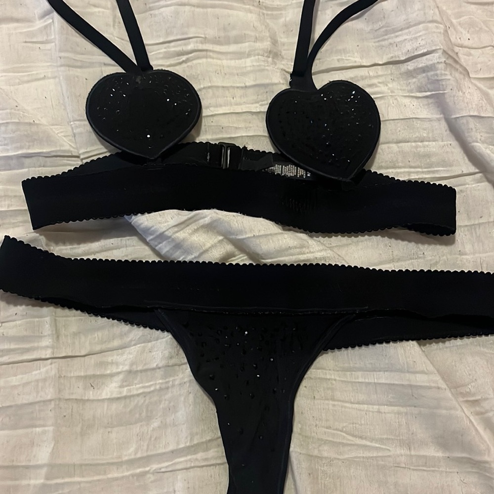 Skims set never worn